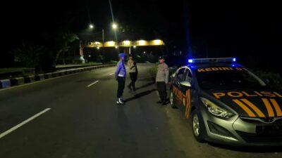 Dari Bundaran GMS Hingga Underpass: Patroli Blue Light Jaga Kediri dari Ancaman 3C