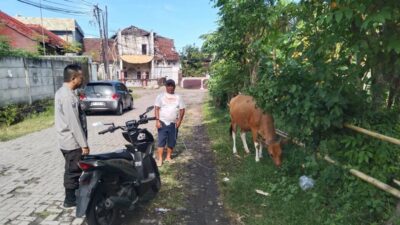 Sosialisasi Pangan Sehat: Bhabinkamtibmas Ajak Warga Tanam Sayur