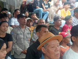 Pelestarian Budaya Lewat Peresean Hiasi HUT Lombok Barat 2025