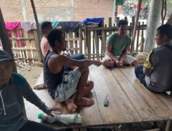 Sambang Kamtibmas, Bhabinkamtibmas Polsek Monta Dengarkan dan Tampung Aspirasi Peternak Sapi di Desa Binaannya