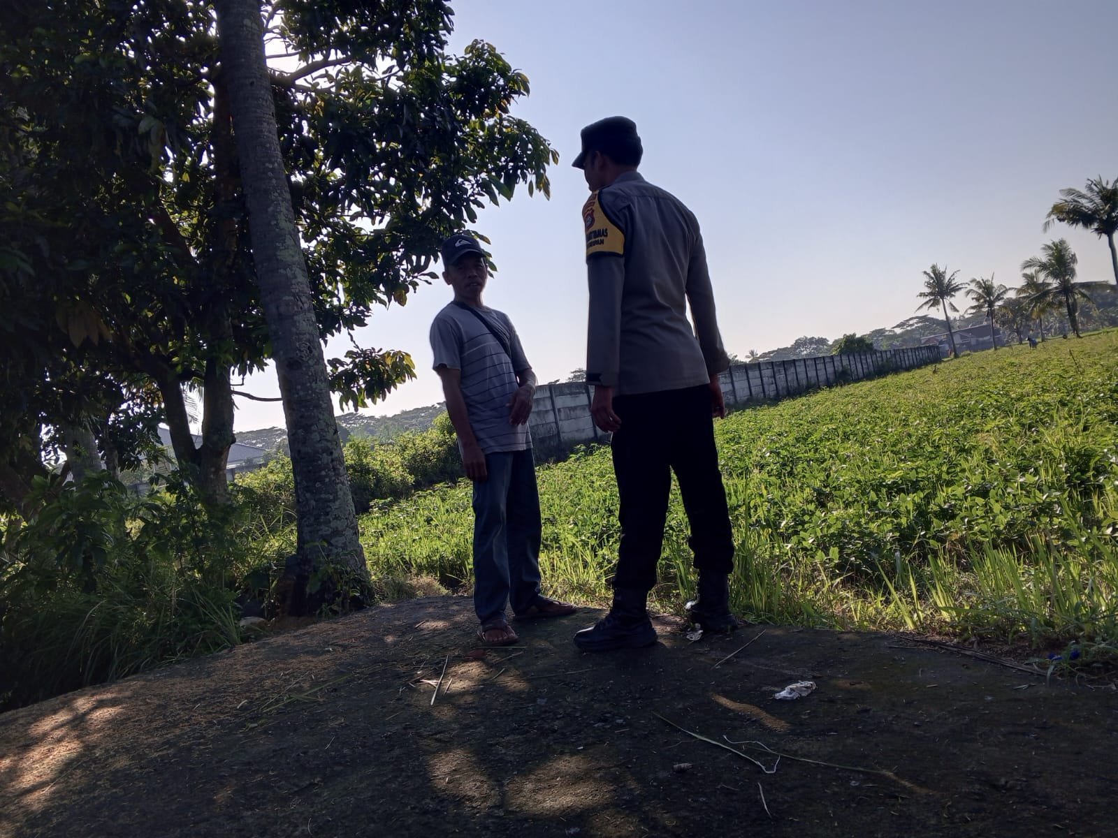 Ketahanan Pangan Desa Kuripan Sinergi Polri dan Warga