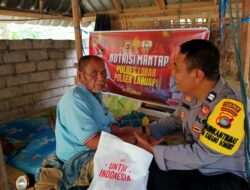 Dukung Gizi Warga, Polri Salurkan Bantuan di Lombok Barat