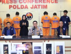 Polda Jatim Amankan 4 Orang Admin dan Anggota Group WA Gay di Surabaya