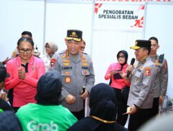 Tinjau Booth Pelayanan Kesehatan Gratis, Kapolri Tegaskan Komitmen Pelayanan Maksimal