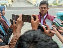 GEREBEK RUMAH DI AMPENAN, POLDA NTB AMANKAN EMPAT TERSANGKA NARKOBA DAN RATUSAN GRAM SABU-EKSTASI