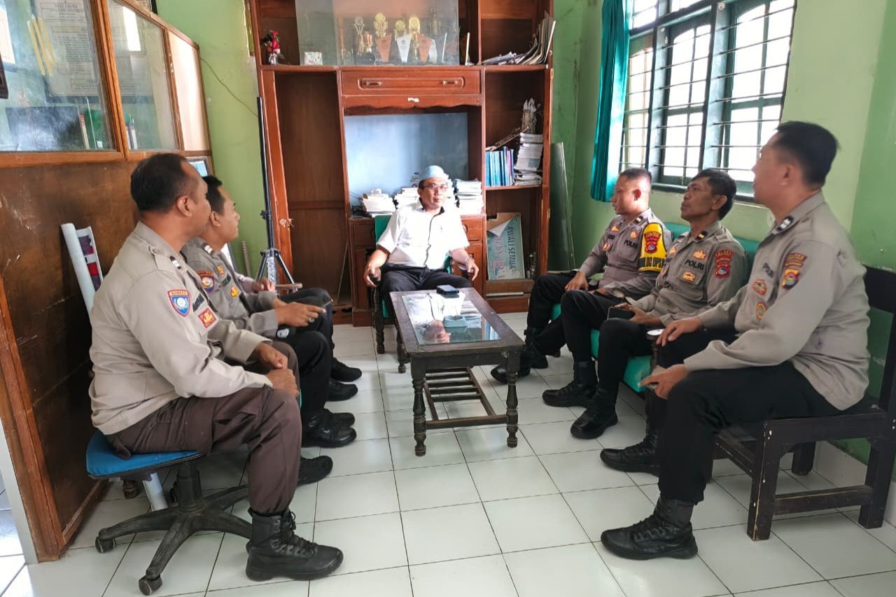 Program Makan Bergizi Gratis Resmi Bergulir di Desa Cendi Manik, Lombok Barat