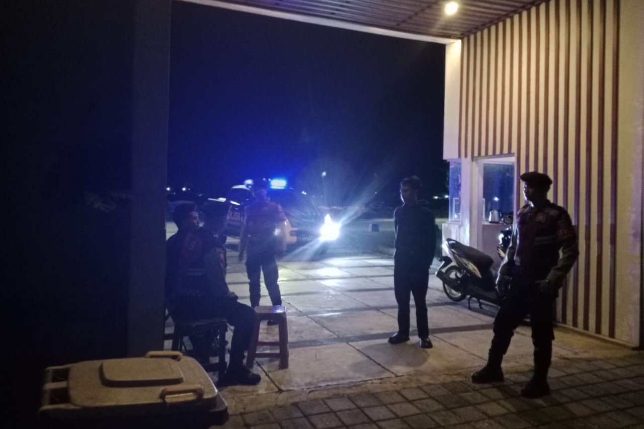 Polres Lombok Barat Intensifkan Patroli Blue Light di Bypass BIL I Gerung