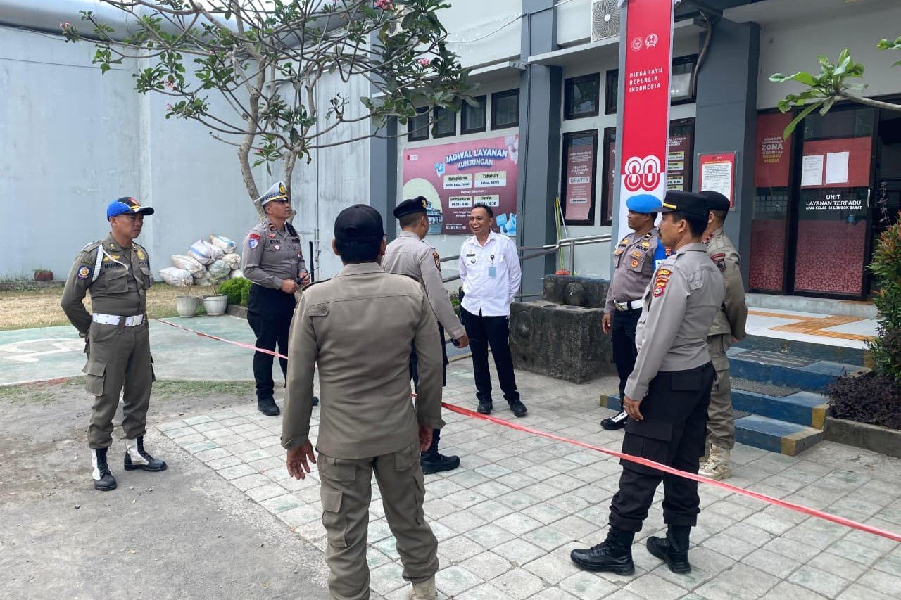 TNI-Polri Bersama Pemda Kawal Stabilitas di Lombok Barat