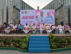Peringati Hari Kanker Payudara Sedunia, Kapolda Kalteng Jalan Sehat Bersama YKI dan Masyarakat