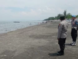 Antisipasi 3C, Polsek Lembar Gencarkan Patroli Wisata Pantai Cemare