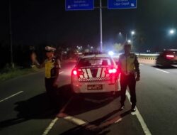 Polres Lombok Barat Bubarkan Kerumunan, Jaga Ketenangan di Bypass BIL 2