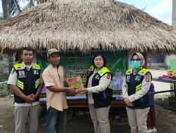 Bid Dokes Polda NTB Gelar Bakti Kesehatan dan Bagi Sembako