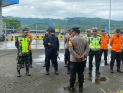 Wakapolres Cek Kesiapan dan Pelaksaan Tugas Pos Terpadu Pelabuhan Lembar